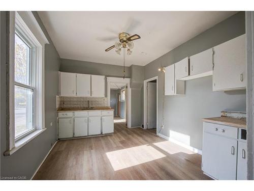 1 Rathgar Street, London, ON - Indoor Photo Showing Kitchen