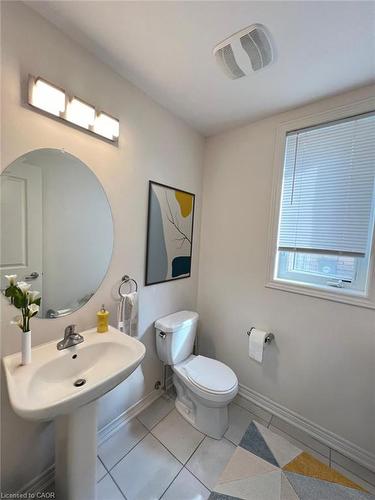 52 Heming Trail, Ancaster, ON - Indoor Photo Showing Bathroom