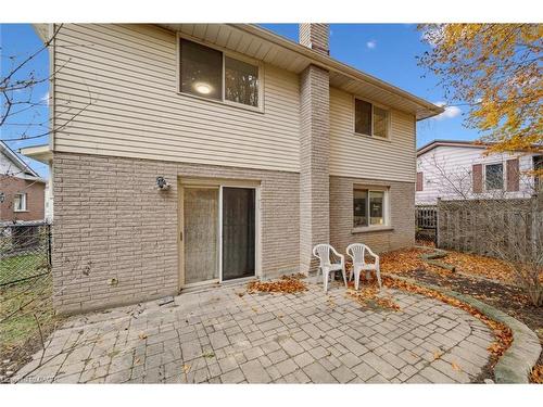 131 Woodbend Crescent, Waterloo, ON - Outdoor With Exterior