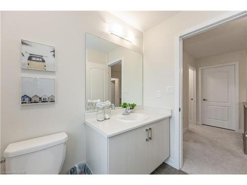 116 Whithorn Crescent, Caledonia, ON - Indoor Photo Showing Bathroom