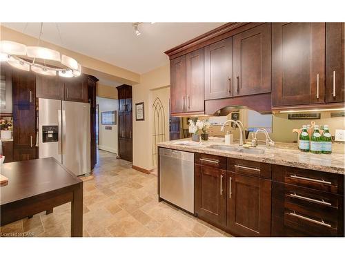 48 Dupont Street E, Waterloo, ON 