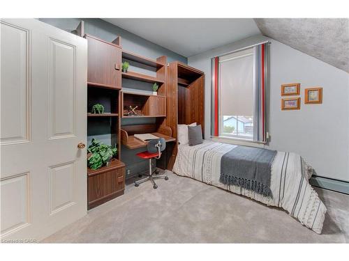 48 Dupont Street E, Waterloo, ON 