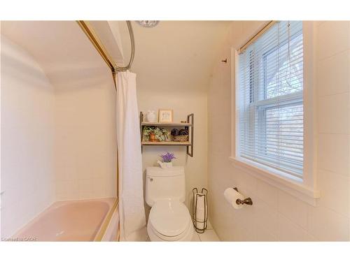 48 Dupont Street E, Waterloo, ON 