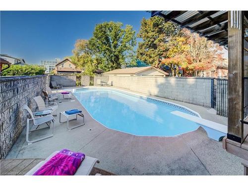 48 Dupont Street E, Waterloo, ON 