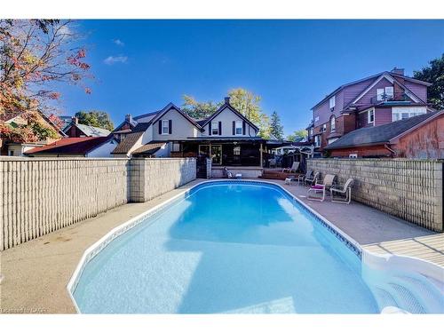 48 Dupont Street E, Waterloo, ON 