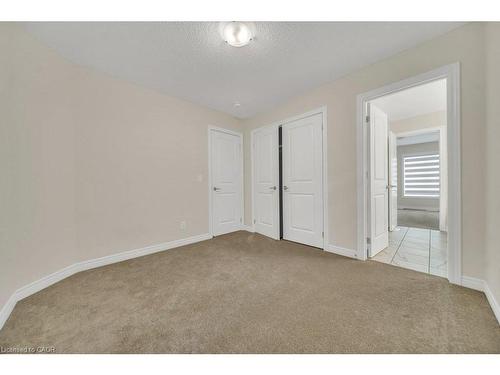 285 Broadacre Drive, Kitchener, ON - Indoor Photo Showing Other Room