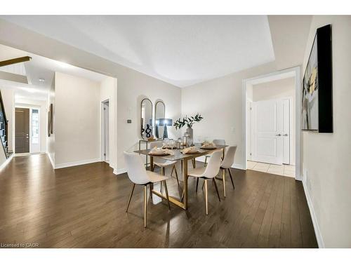285 Broadacre Drive, Kitchener, ON - Indoor Photo Showing Dining Room