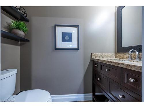 1338 Prince Albert Court, Mississauga, ON - Indoor Photo Showing Bathroom