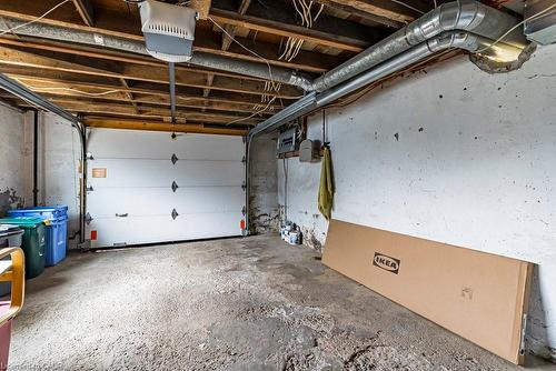 6 Begue Street, Dundas, ON - Indoor Photo Showing Garage