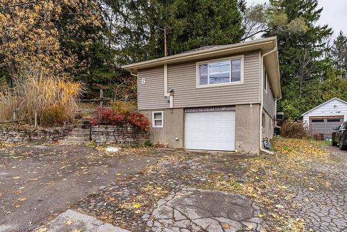 6 Begue Street, Dundas, ON - Outdoor