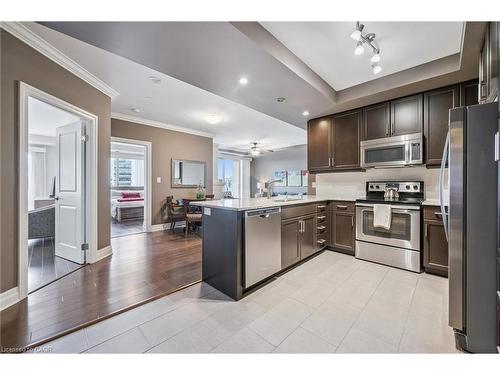 606-160 Macdonell Street, Guelph, ON - Indoor Photo Showing Kitchen With Stainless Steel Kitchen