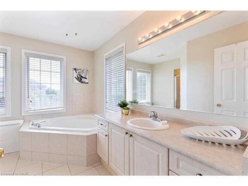 3875 Thomas Street, Mississauga, ON - Indoor Photo Showing Bathroom