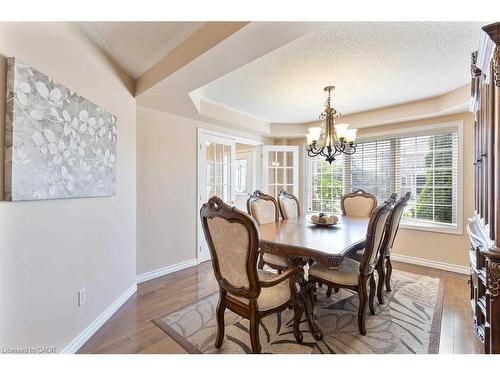 3875 Thomas Street, Mississauga, ON - Indoor Photo Showing Dining Room