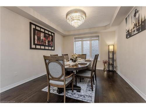 39 Mcwatters Street, Binbrook, ON - Indoor Photo Showing Dining Room