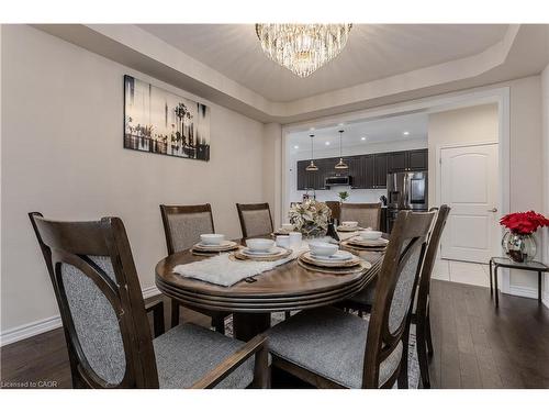 39 Mcwatters Street, Binbrook, ON - Indoor Photo Showing Dining Room