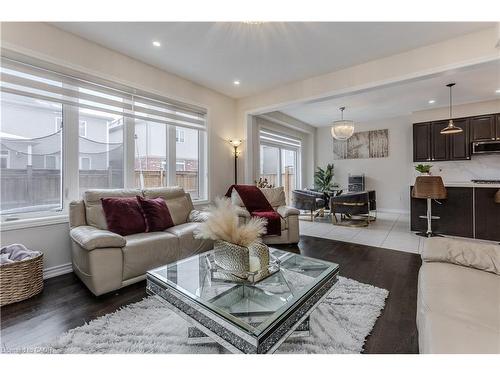 39 Mcwatters Street, Binbrook, ON - Indoor Photo Showing Living Room