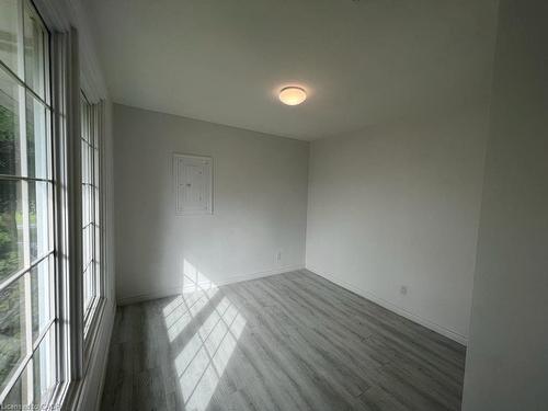 Upper-22 Macoomb Drive, Welland, ON - Indoor Photo Showing Other Room
