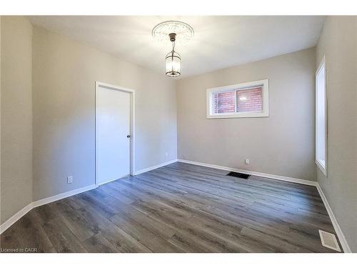 76 Wellington Street S, Hamilton, ON 