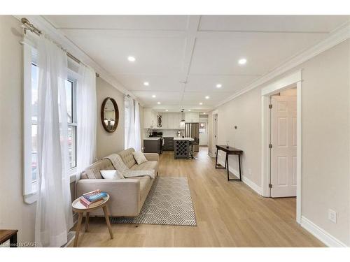 171 Britannia Avenue, Hamilton, ON - Indoor