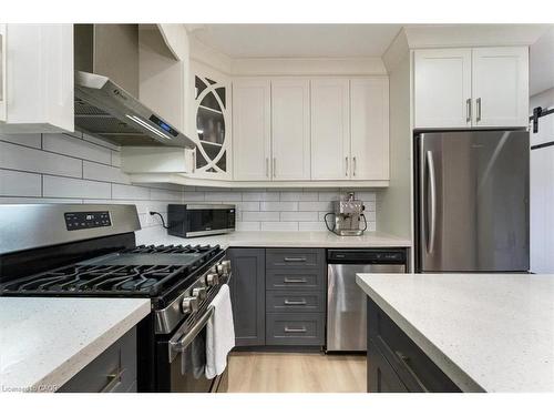 171 Britannia Avenue, Hamilton, ON - Indoor Photo Showing Kitchen