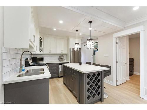 171 Britannia Avenue, Hamilton, ON - Indoor Photo Showing Kitchen With Double Sink With Upgraded Kitchen