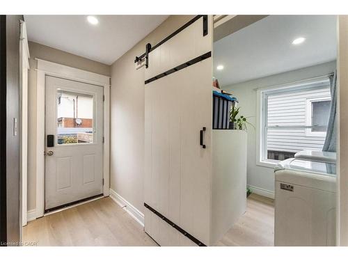 171 Britannia Avenue, Hamilton, ON - Indoor Photo Showing Other Room