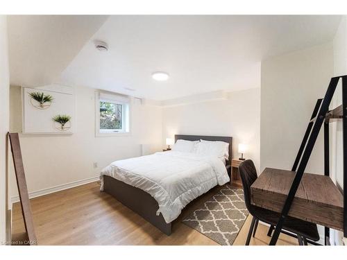 171 Britannia Avenue, Hamilton, ON - Indoor Photo Showing Bedroom