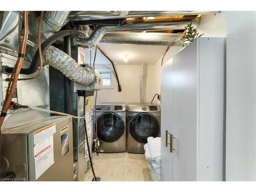 171 Britannia Avenue, Hamilton, ON - Indoor Photo Showing Laundry Room