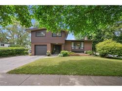 321 Dixon Street  Kitchener, ON N2G 3G1