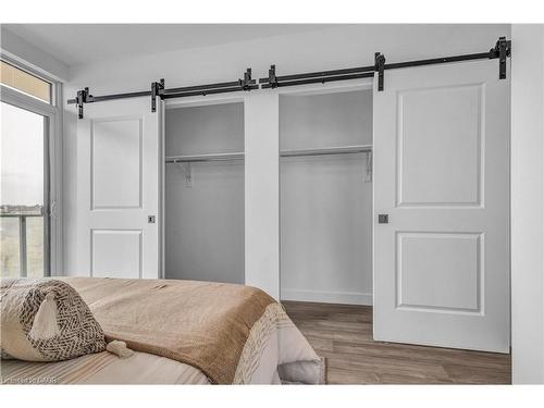1414-15 Glebe Street, Cambridge, ON - Indoor Photo Showing Bedroom