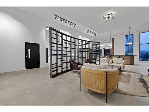 1414-15 Glebe Street, Cambridge, ON - Indoor Photo Showing Other Room