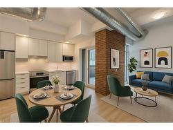 409-206 King Street W Hamilton, ON L8P 1A5