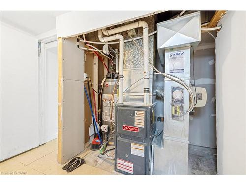 19 Winthrop Place, Stoney Creek, ON - Indoor Photo Showing Basement