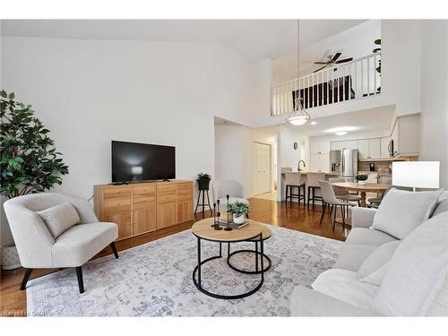 92 Schroder Crescent, Guelph, ON - Indoor Photo Showing Living Room