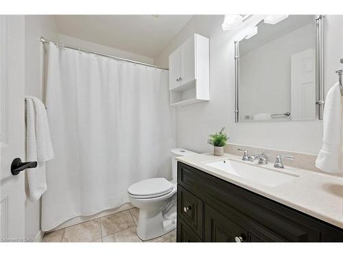92 Schroder Crescent, Guelph, ON - Indoor Photo Showing Bathroom