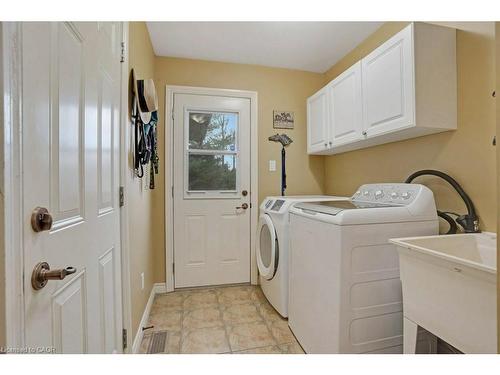 5511 Second Line, Erin, ON - Indoor Photo Showing Laundry Room