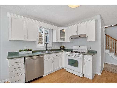 54 Glencliffe Court, Kitchener, ON - Indoor Photo Showing Kitchen With Double Sink