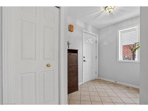 54 Glencliffe Court, Kitchener, ON - Indoor Photo Showing Other Room