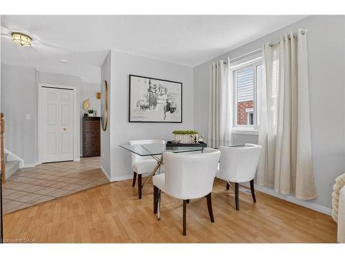 54 Glencliffe Court, Kitchener, ON - Indoor Photo Showing Dining Room