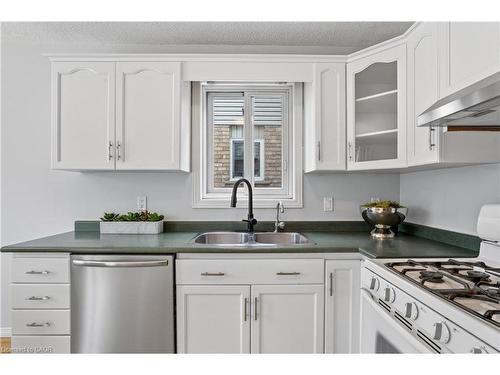 54 Glencliffe Court, Kitchener, ON - Indoor Photo Showing Kitchen With Double Sink