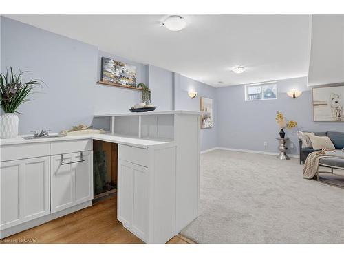 54 Glencliffe Court, Kitchener, ON - Indoor