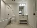 609-206 King Street W, Hamilton, ON  - Indoor Photo Showing Bathroom 