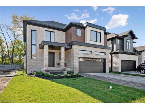 4 Winders Trail, Ingersoll, ON - Outdoor With Facade
