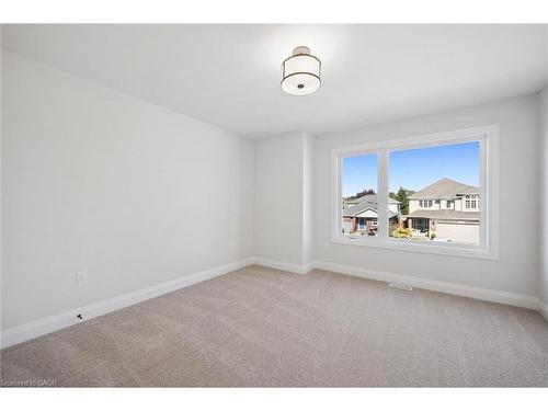 4 Winders Trail, Ingersoll, ON - Indoor Photo Showing Other Room