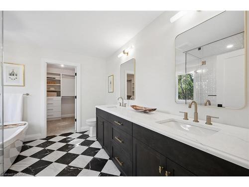 4 Winders Trail, Ingersoll, ON - Indoor Photo Showing Bathroom