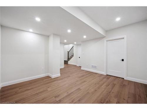 4 Winders Trail, Ingersoll, ON - Indoor Photo Showing Other Room