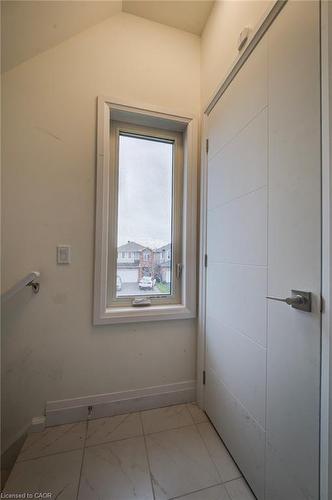 4 Lily Lane, Guelph, ON - Indoor