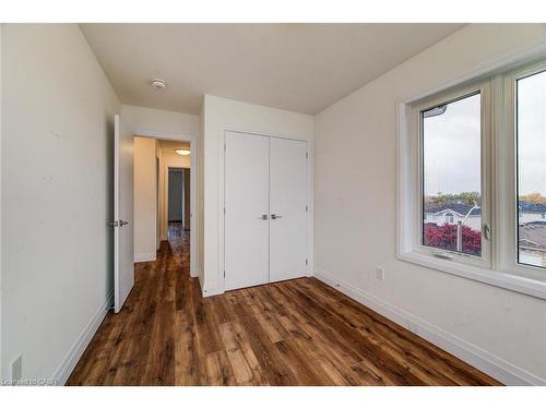 4 Lily Lane, Guelph, ON - Indoor Photo Showing Other Room