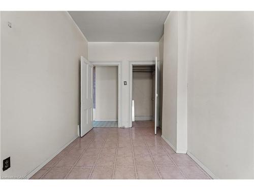 156 Macnab Street N, Hamilton, ON - Indoor Photo Showing Other Room