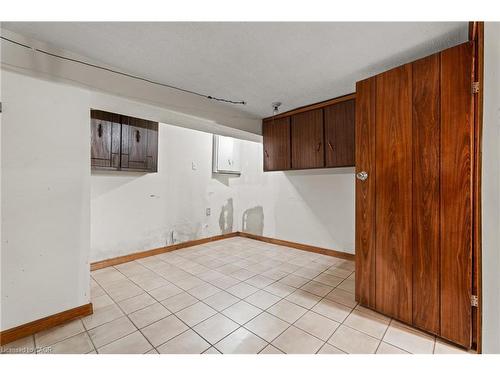 156 Macnab Street N, Hamilton, ON - Indoor Photo Showing Other Room